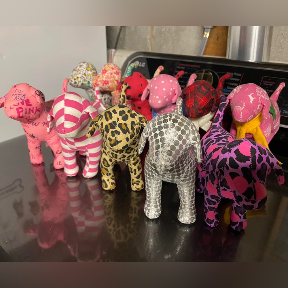 Lot of 11 PINK Dogs 💗